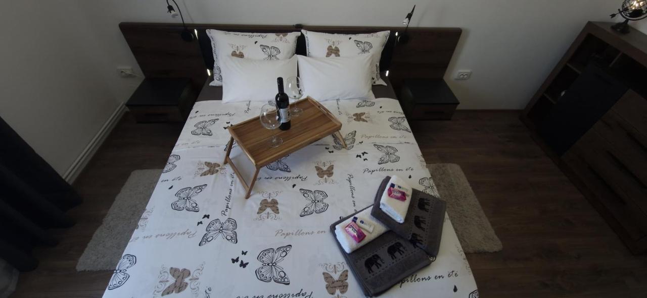 Mc Centar Apartman Appartement Pula Buitenkant foto